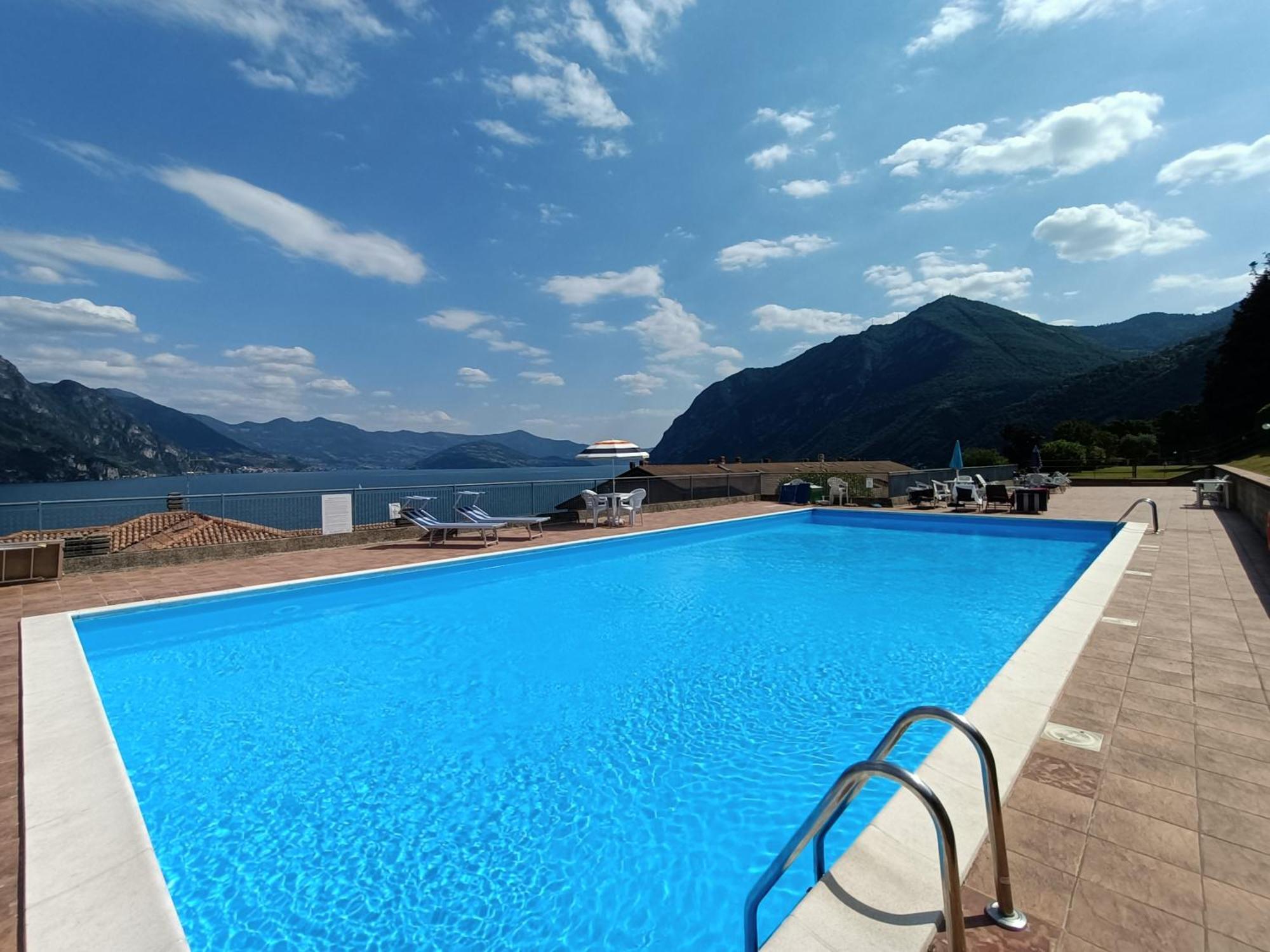 Iseolakerental- Casa Trentapassi Riva di Solto Exterior photo